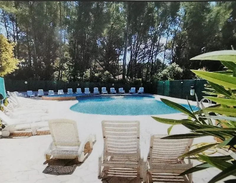 Charmant Studio 4 Personnes Sanary-sur-Mer France